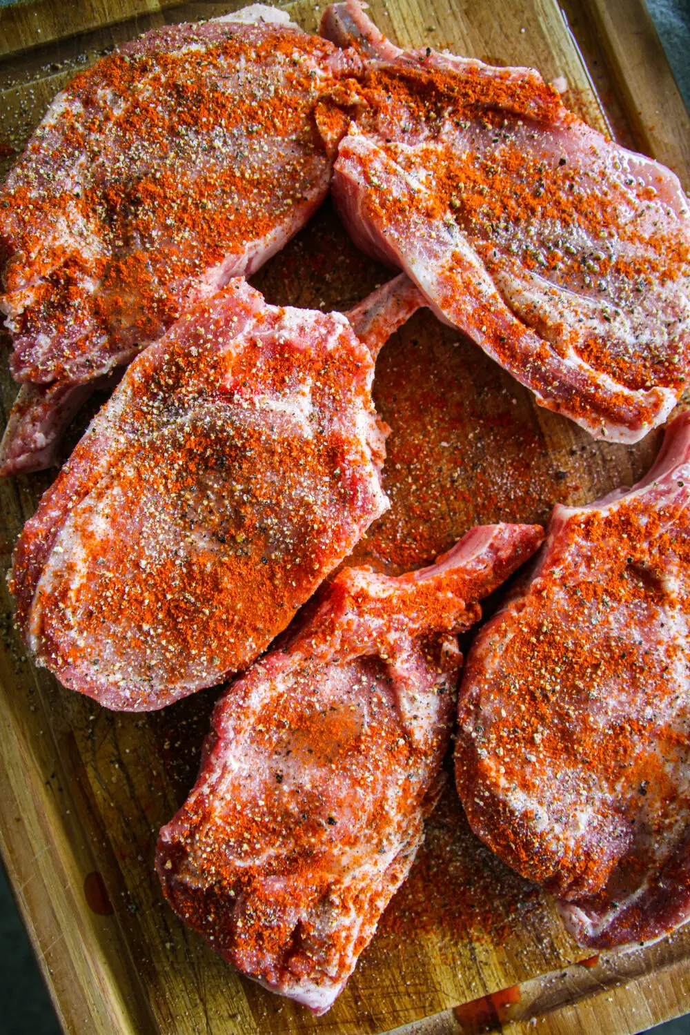 seasoned bone-in pork chops